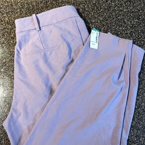 Simon's Lavendar Pleated Pants - Picture 1 of 4